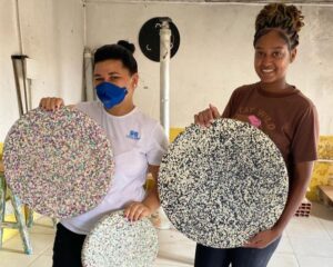 Projeto transforma plástico em renda para mulheres de Vera Cruz; inscrições vão até 24 de abril