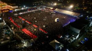 Quinta noite do São João de Serrinha 2025 bate recorde de público com grandes nomes do forró