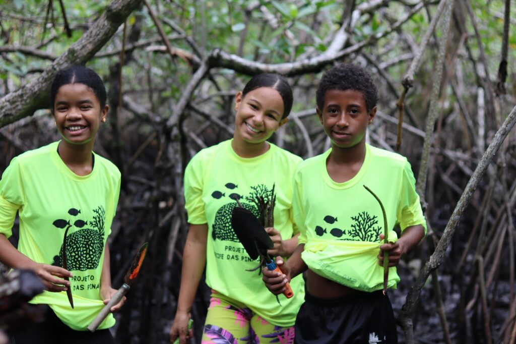Educação ambiental conecta crianças da Ilha de Itaparica à proteção dos manguezais