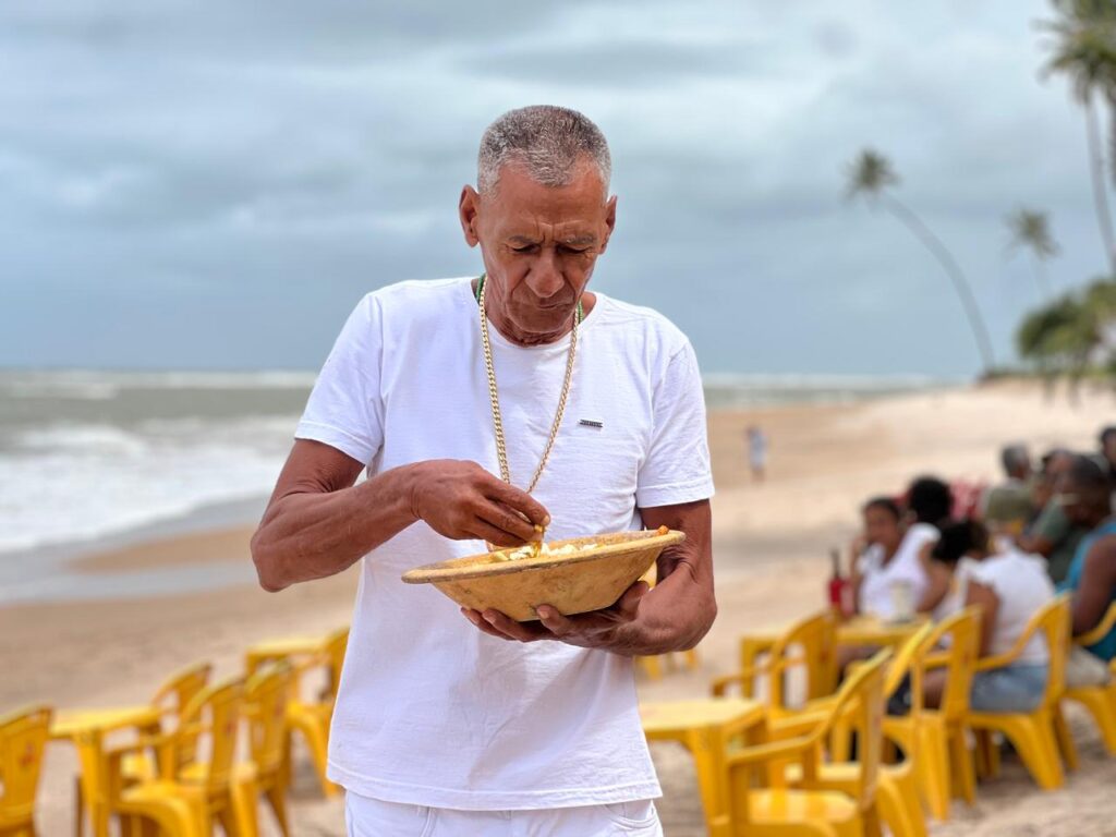 Tradição e fé no Caruru de Seu Elias em Tairu