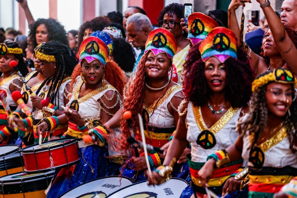 FEMADUM 2025 destaca força feminina e celebra momento marcante do reggae no Pelourinho