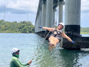Onde o medo encontra a coragem, a Ponte do Funil revela outra paisagem