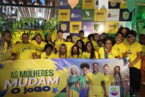 Elas em Campo, futebol feminino transforma vidas e faz história na Bahia Elas em Campo, futebol feminino transforma vidas e faz história na Bahia