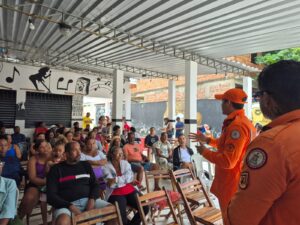 Formação em primeiros socorros fortalece segurança de pescadores artesanais em Itaparica
