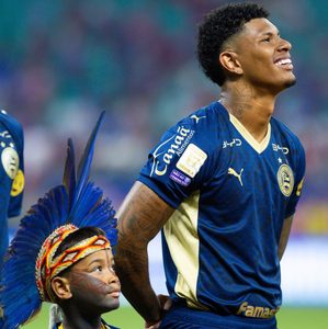 Indígenas Tupinambá e Pataxó protagonizam lançamento da terceira camisa do Bahia